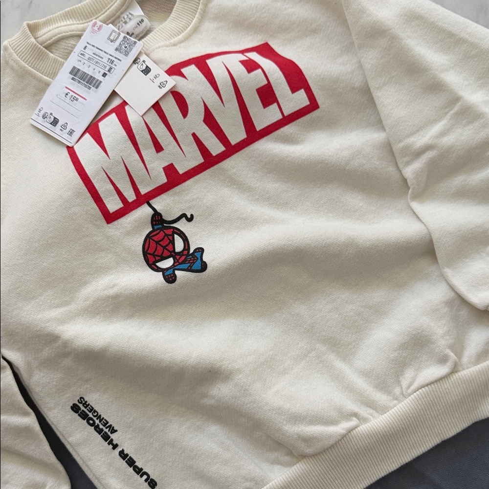 Zara Kids Marvel Cream and Gray Matching Set - Picture 2 of 5